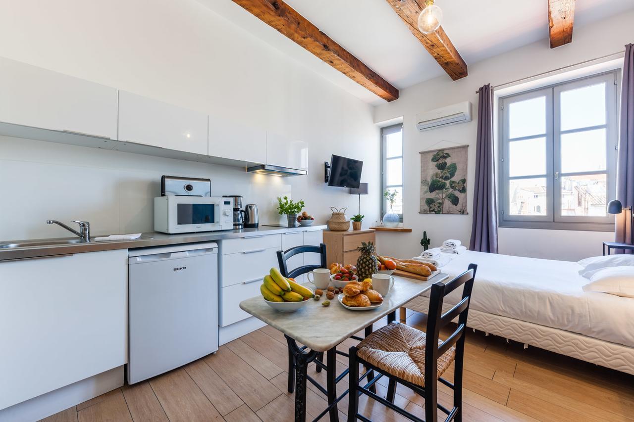 Les Cocons - 8 Appartements A 100M Du Vieux Port Marseille Exteriör bild